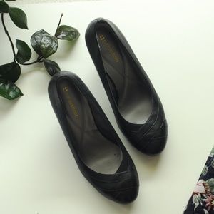 Naturalizer Black Leather Heels Size 8.5